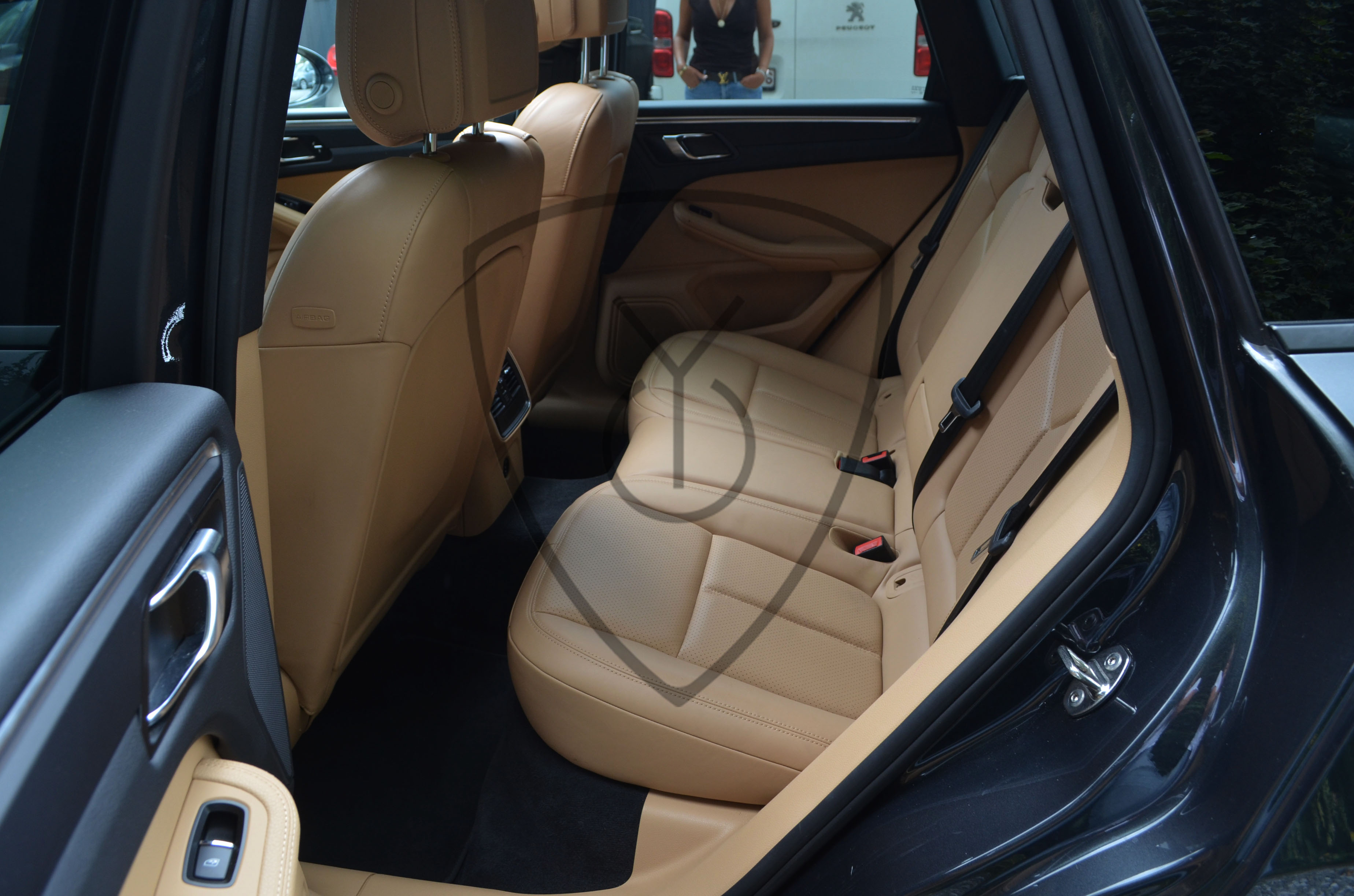 PORSCHE MACAN TURBO PDK — image 5